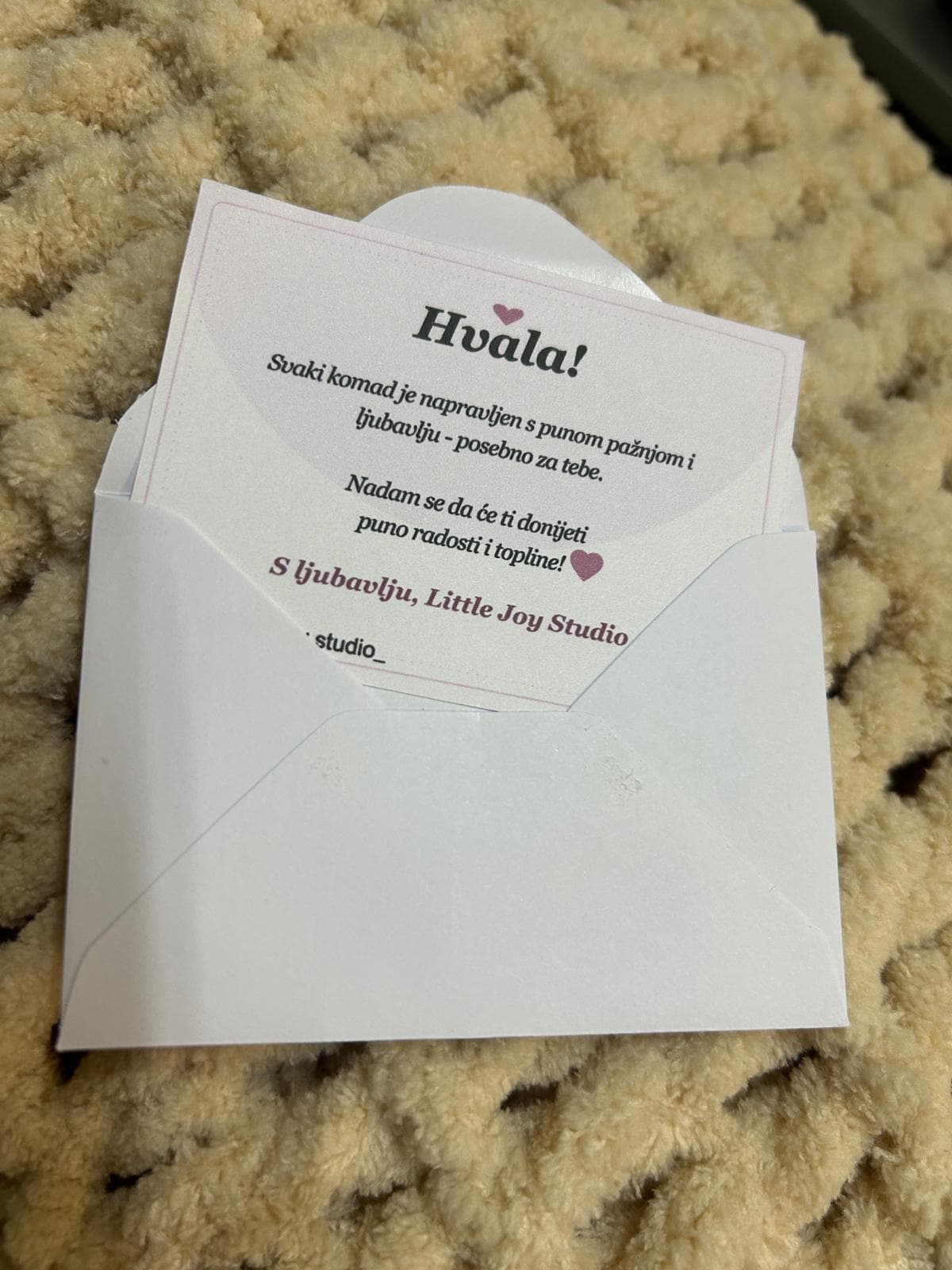 Little Joy Studio hvala kartica na dekici