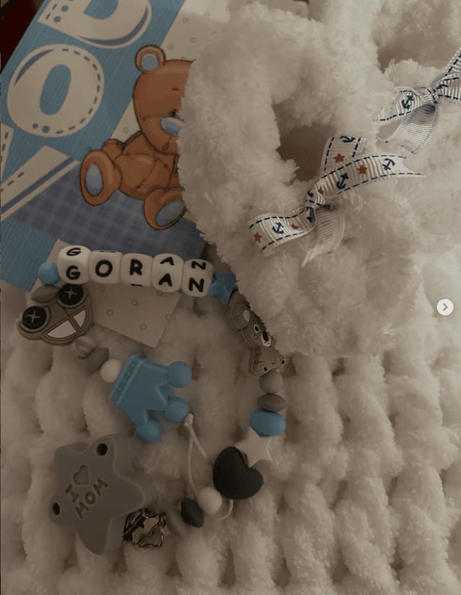 Bijela plišana dekica