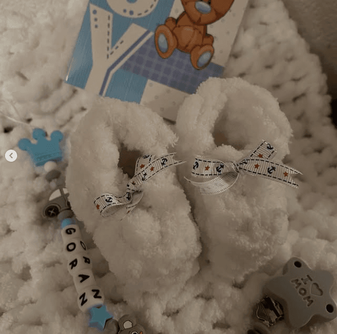 Bijele plišane šlapice